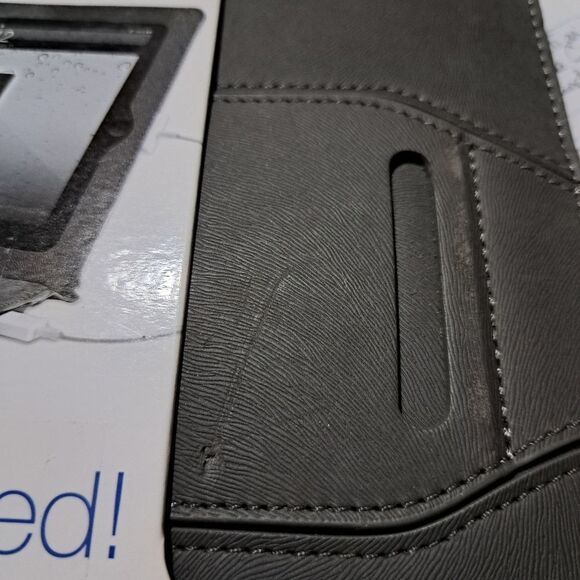 New Just in Case iPad Case with Built In Battery Rechargeable Power Case - Picture 5 of 5